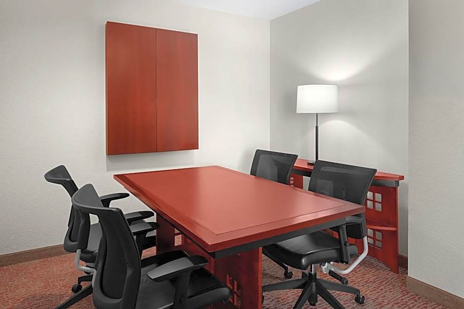 Larkspur Landing Campbell - An All-Suite Hotel