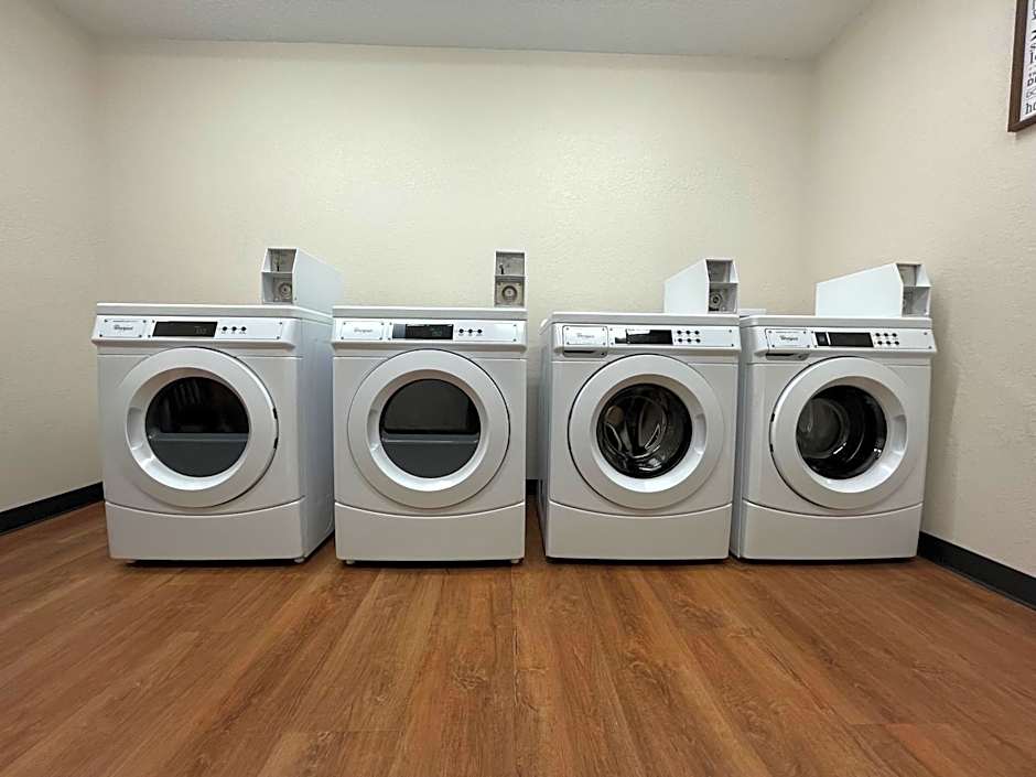 Super 8 by Wyndham Bemidji MN