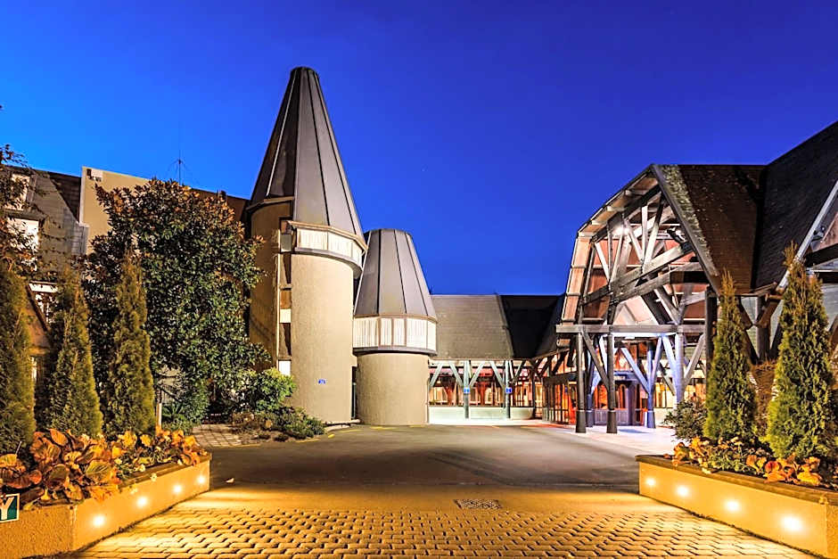 Chateau on the Park, a DoubleTree by Hilton hotel