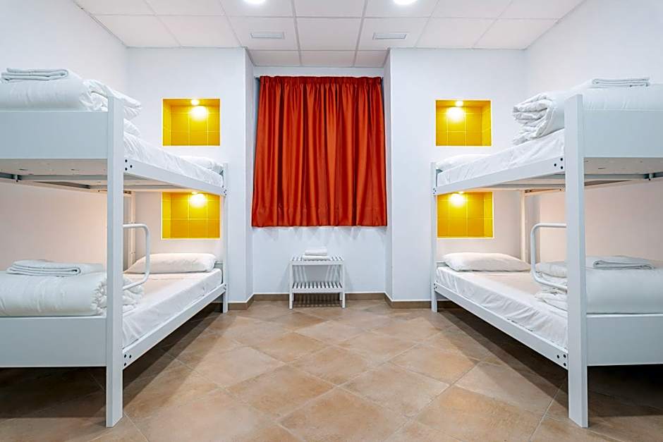 Photo 1 of 4 of Quadruple Room with Private Bathroom