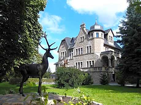 Schlosshotel Stecklenberg