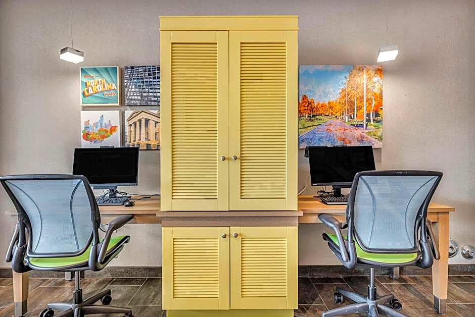 Home2 Suites by Hilton Raleigh West Lenovo Center