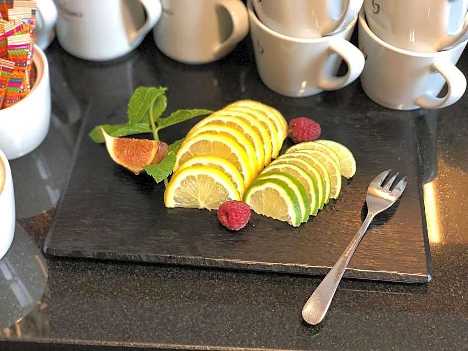 Mercure Wiazowna Brant