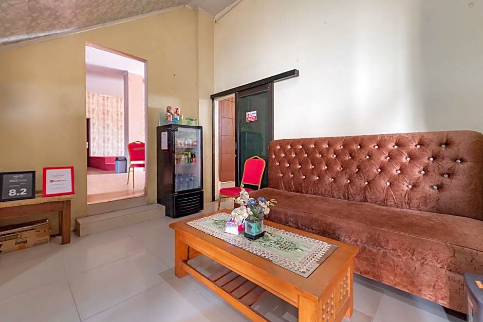RedDoorz near Mall Boemi Kedaton 2 Lampung