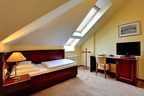 Single - Room