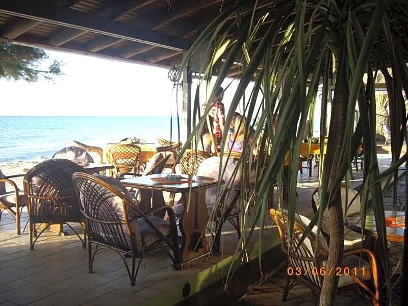 Ninos On The Beach Hotel