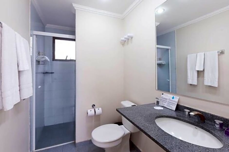 Rojas All Suites Hotel