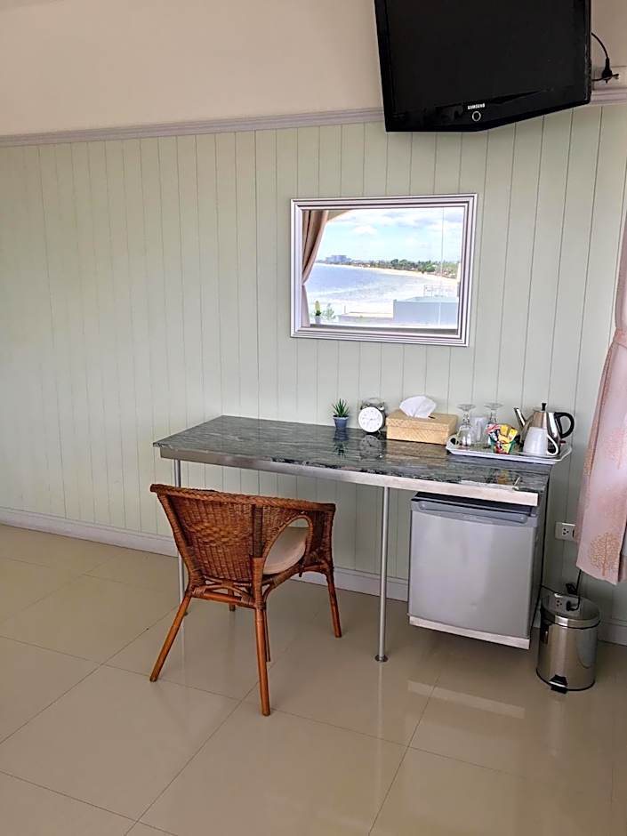 PierView Rooms