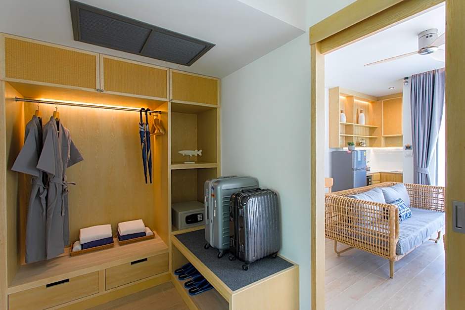 Kata Lucky Villa & Pool Access