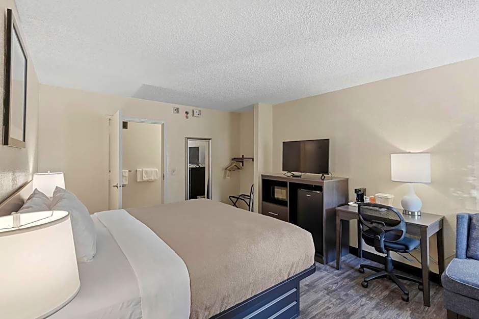 Quality Inn Duluth - Atlanta Northeast