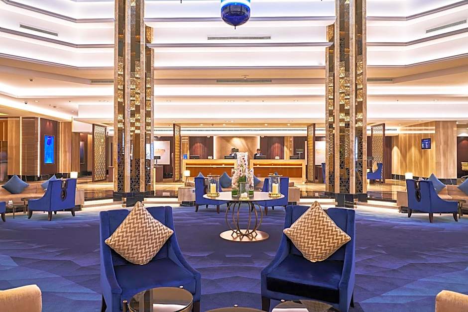 The Diplomat Radisson Blu Hotel Residence & Spa