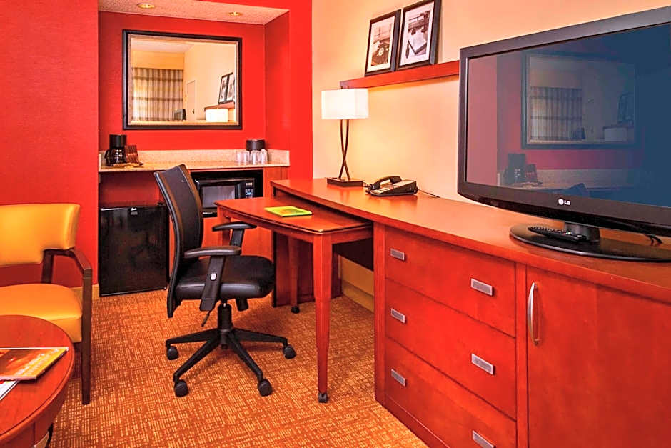 Courtyard by Marriott Virginia Beach Norfolk