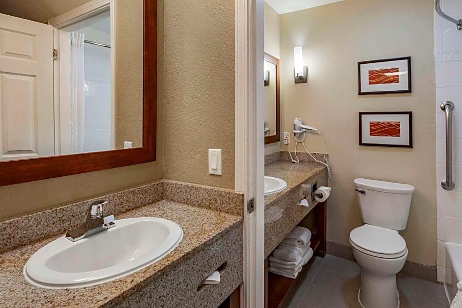 Comfort Inn & Suites Ventura Beach