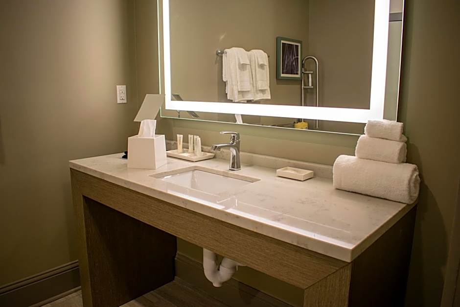 Centennial Plaza Resort Gulfport