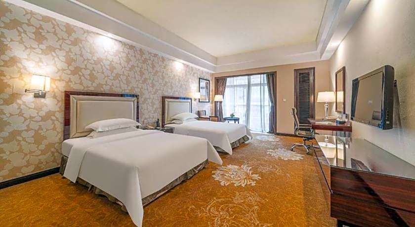 Country Garden Phoenix Hotel YunFu