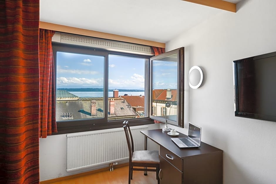Neuchatel City Hotel