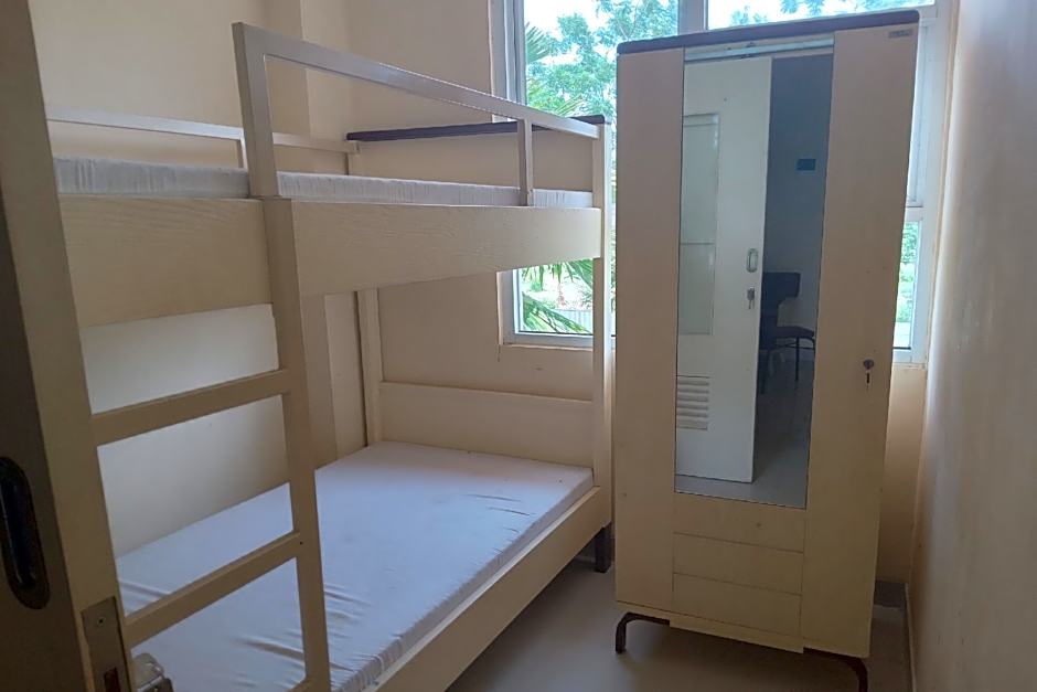 OYO Life 93399 Kos Batulayar