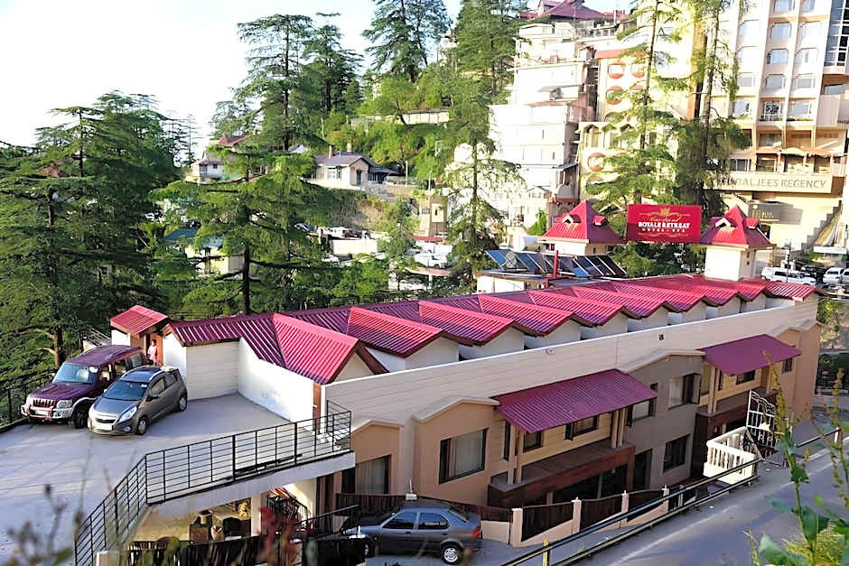 Royale Retreat Hotel And Spa Near Mall