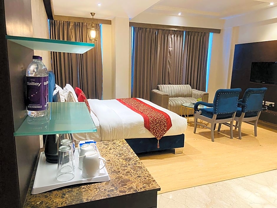 Hotel Signature Grand