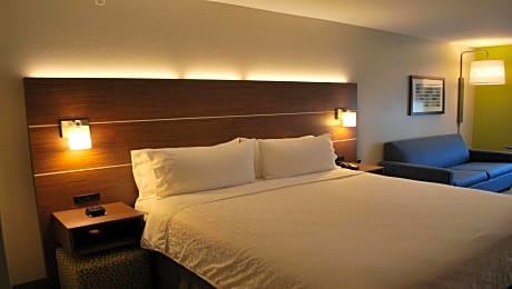 Standard King Room with Sofa Bed