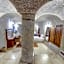 Elegance Cave Suites