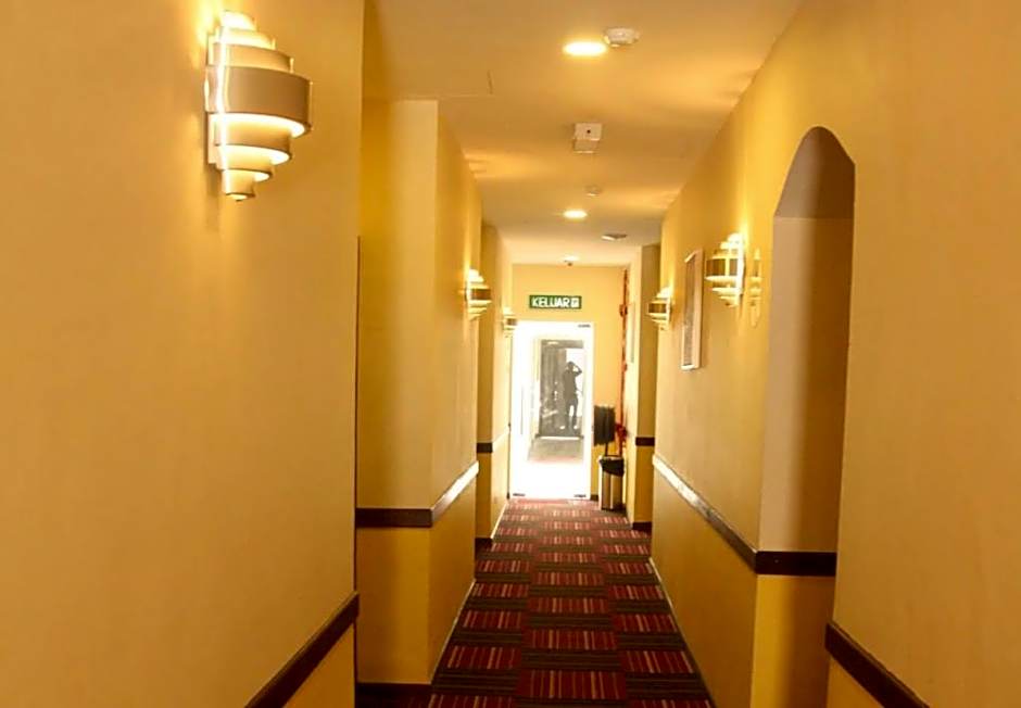 Ritz Suites