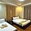 Elliannah Pines Hotel