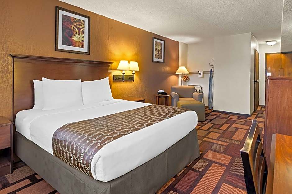 Best Western Tower West Lodge