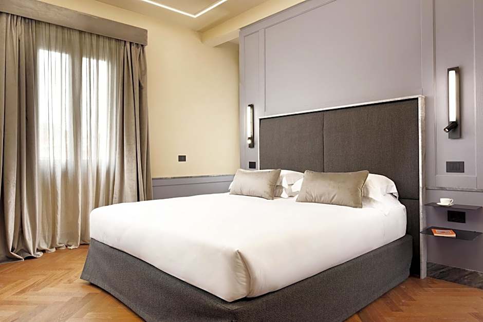Floren Hotel