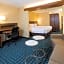 Fairfield Inn & Suites by Marriott Detroit Chesterfield