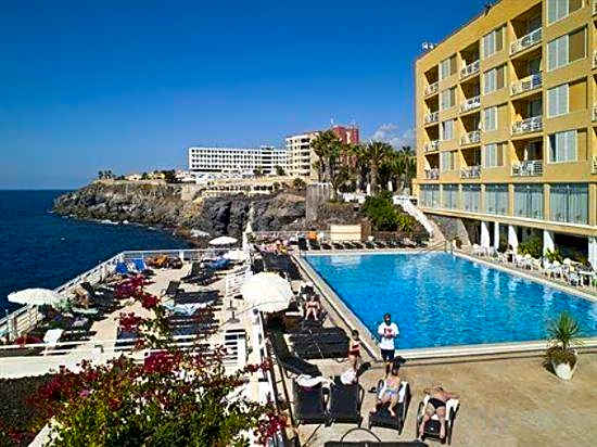 Atlantic Holiday Hotel
