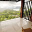 Caldera Hotel & Restaurant