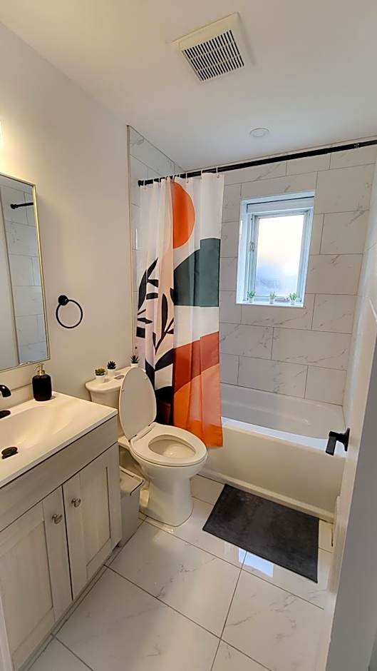 JstLikeHome - Serenity Suites & Guesthouse