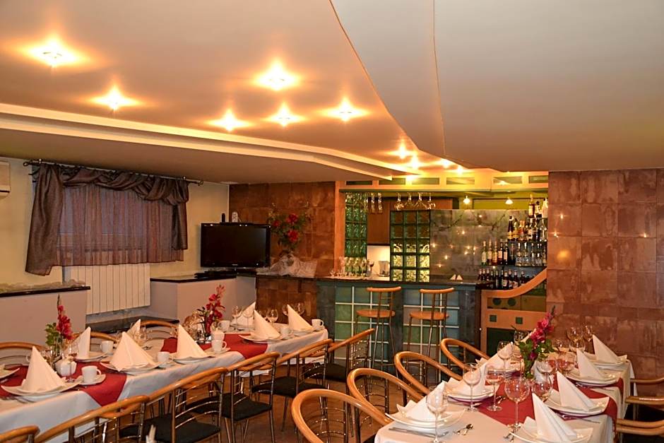 Hotel Monttis