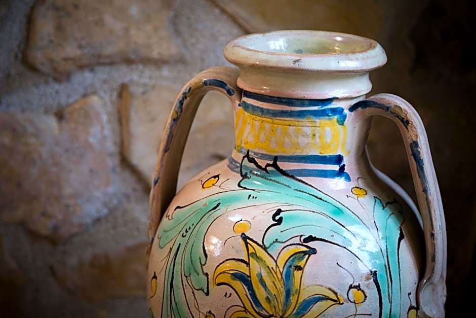 Masseria Fortificata Lo Zafferaneto