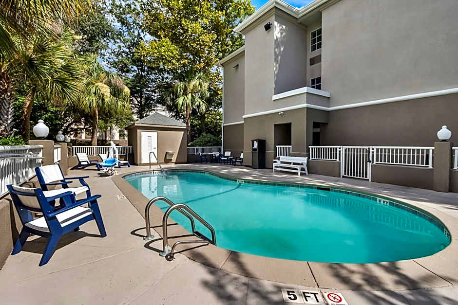 Best Western Patriots Point