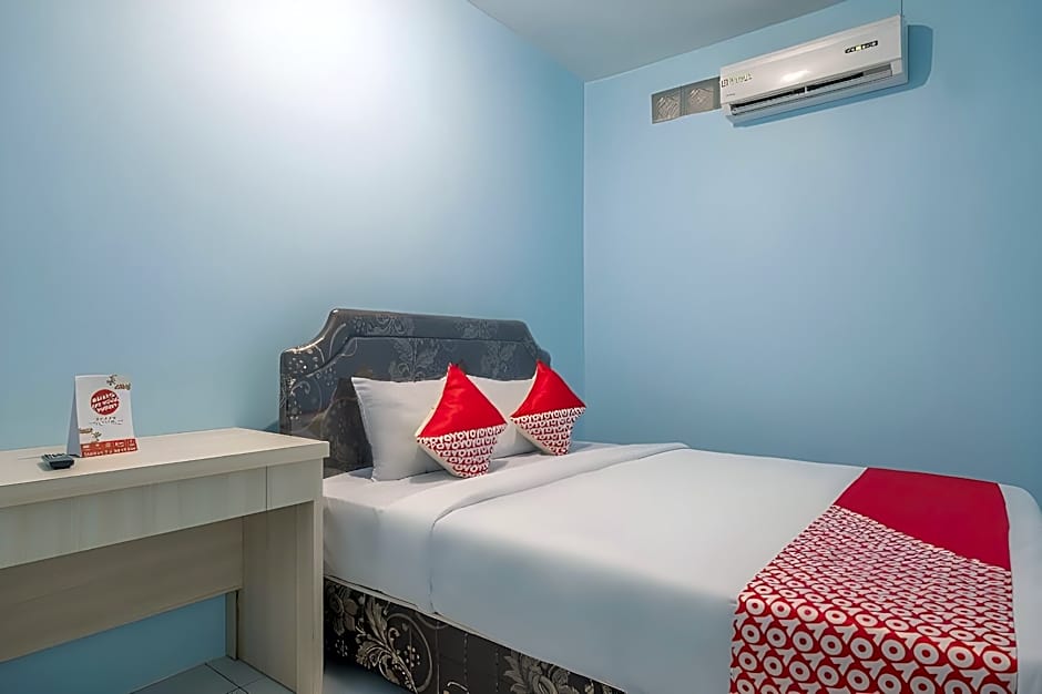 Hotel O RF Homestay