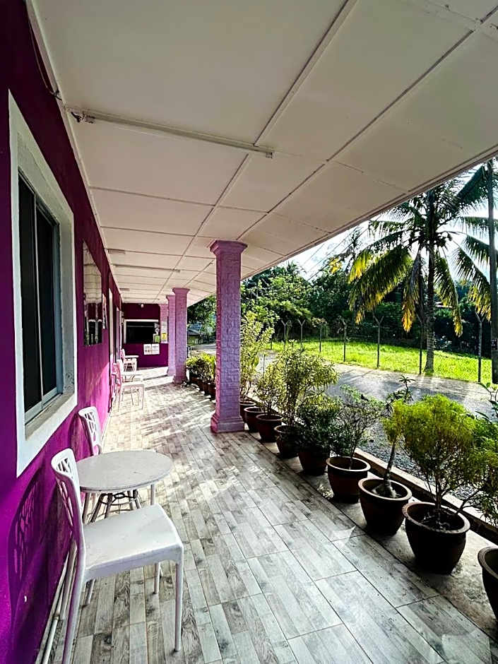 Taman Negara River View Lodge