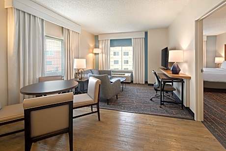 Suite King Size Bed