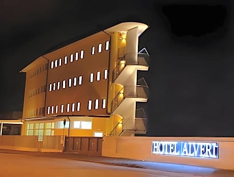 Hotel Alveri