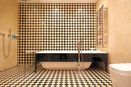 Family room standard