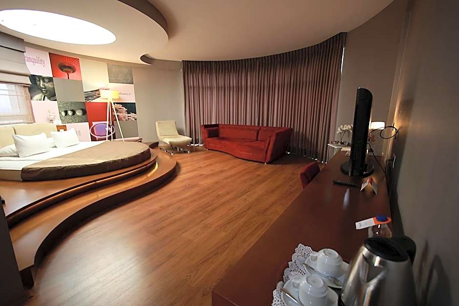 Orucoglu Oreko Hotel