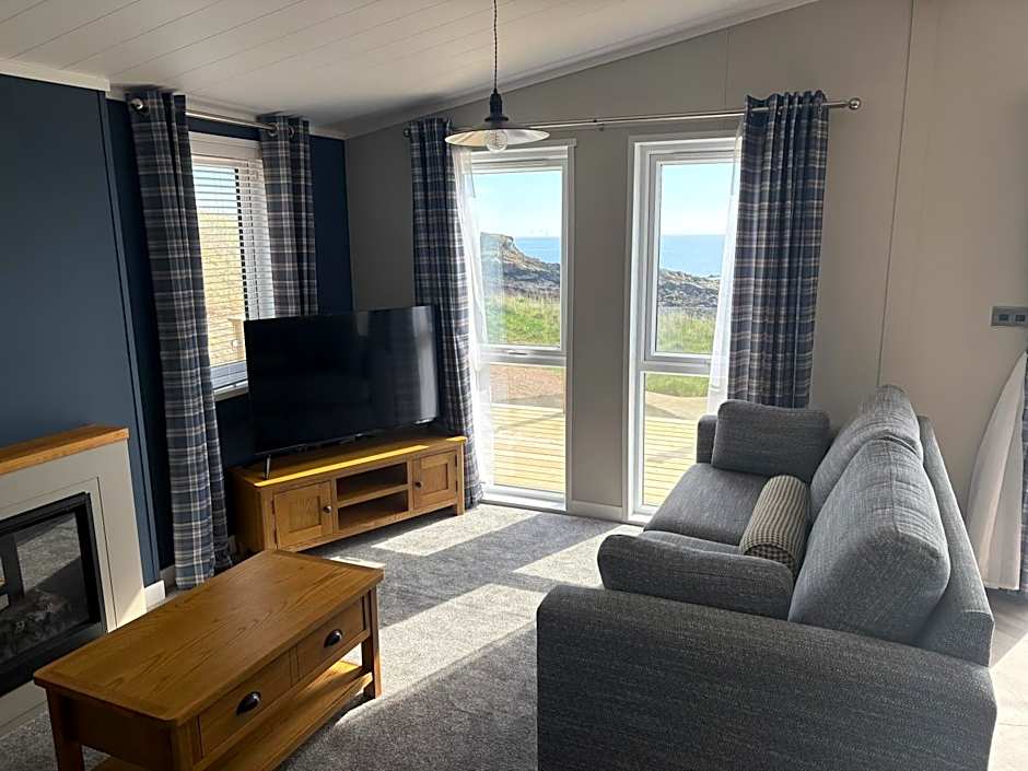 Sauchope Links Holiday Lodge and Glamping Park