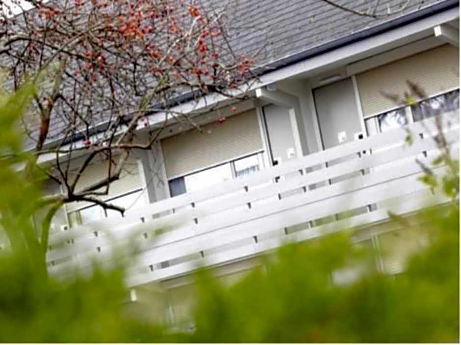 Campanile Auxerre - Moneteau