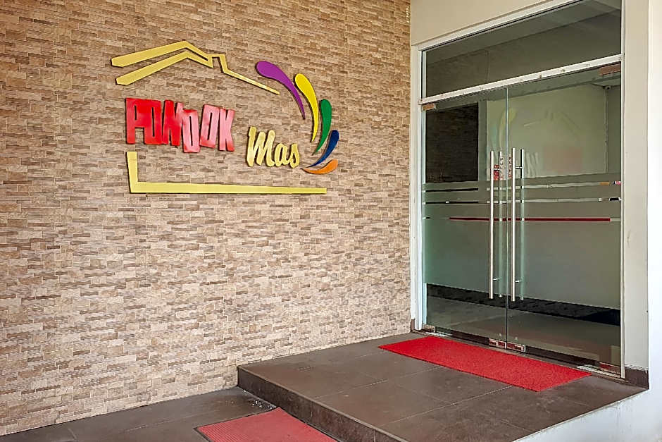 Urbanview Hotel Pondok Mas Cirebon By Reddoorz – Cirebon, OH