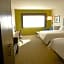 Holiday Inn Express and Suites Onalaska La Crosse Area