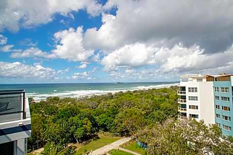 Two-Bedroom Apartment with Private Rooftop