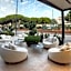 Petit Hotel