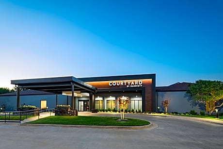 Courtyard by Marriott Fort Worth University Drive