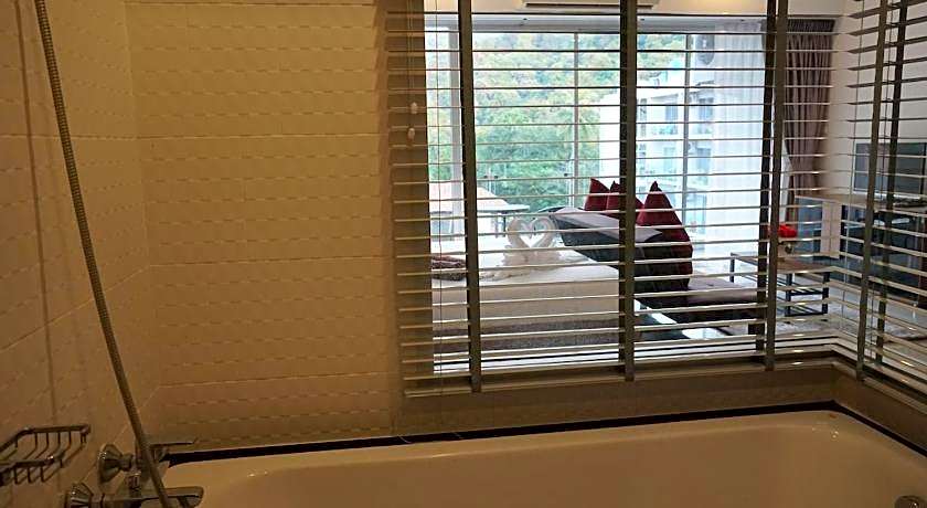 Chic Residences At Karon Beach